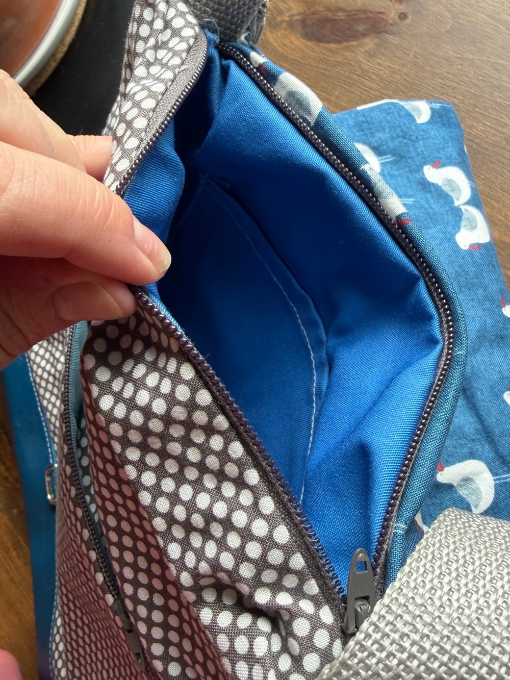 Blue Seagull Print Crossbody Bag with Blue Faux Leather bottom - Picture 5 of 7
